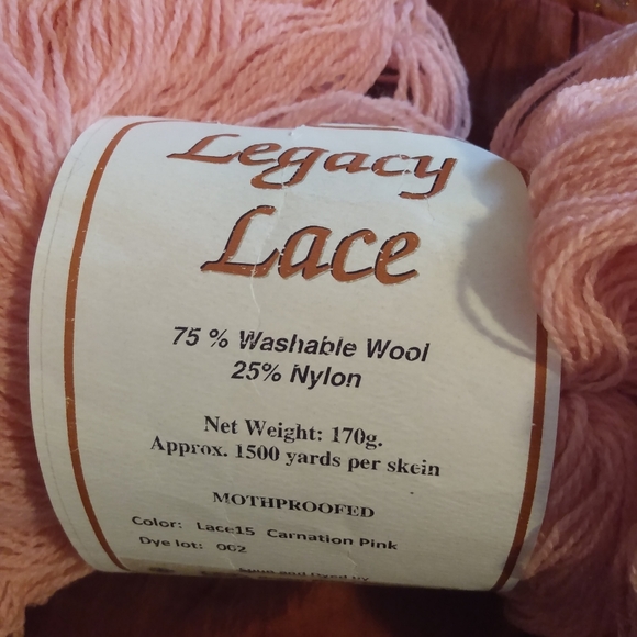 Women's New Pink Wool Blend Handmade Crocheted Shawl Size 14X88 Inches - Picture 9 of 10